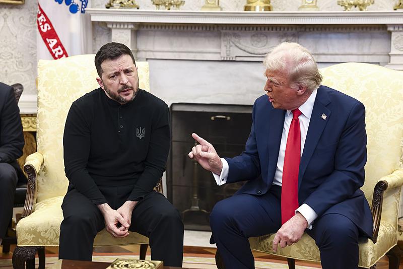 Ukrayna Devlet Başkanı Volodimir Zelenskiy ve ABD Başkanı Donald Trump, EPA
