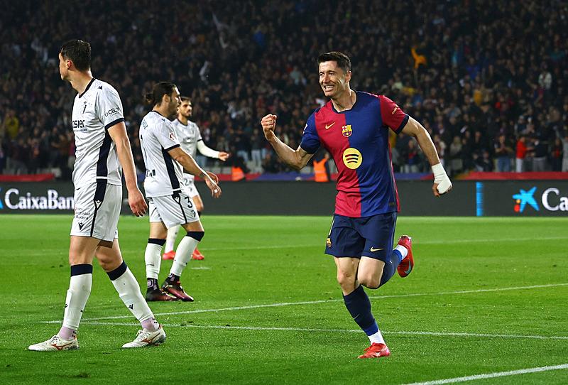 barcelona-osasunayi-rahat-gecti-1743147292275.jpeg