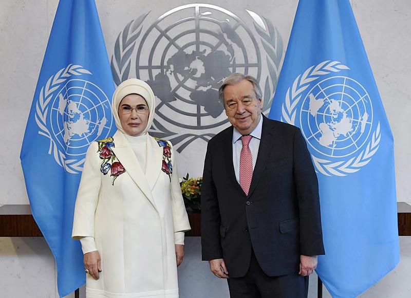 Emine Erdoğan, New York'ta BM Genel Sekreteri Guterres ile görüştü (Fotoğraf: DHA)