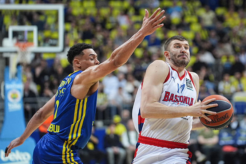 Wade Baldwin ve Nikos Rogkavopoulos (AA)