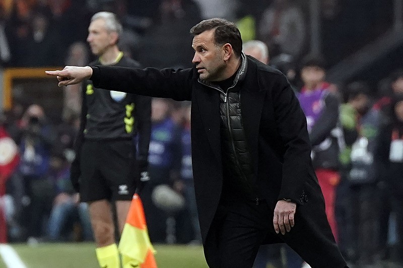 Jose Mourinho ile Okan Buruk, Ziraat Ziraat Türkiye Kupası maçıyla birlikte Türkiye'de 3. kez birbirine rakip olacak.  (İHA)