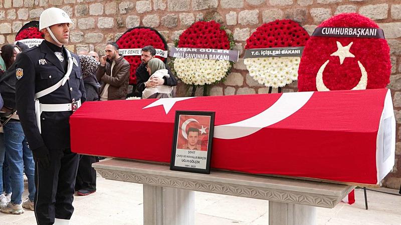 Uğur Gölçek son yolculuğuna uğurlandı