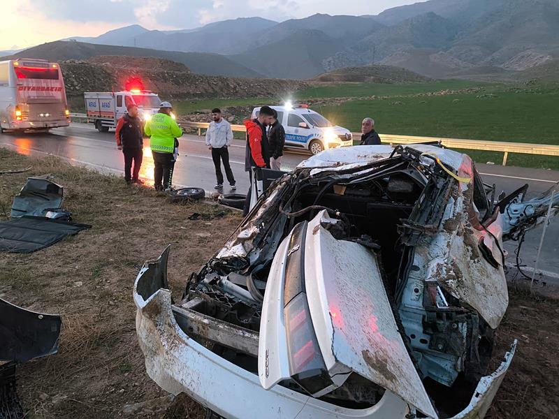 Ramazan Bayramı tatilinin beşinci gününde Türkiye genelinde meydana gelen 583 trafik kazasında 13 vatandaş hayatını kaybetti, 959 kişi ise yaralandı.