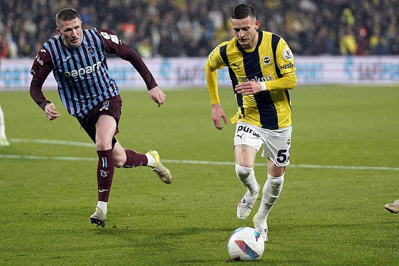 ilk-yari-firtina-ikinci-yari-talisca-fenerbahce-trabzonspor-4-1-mac-sonucu-1743962174698.jpeg