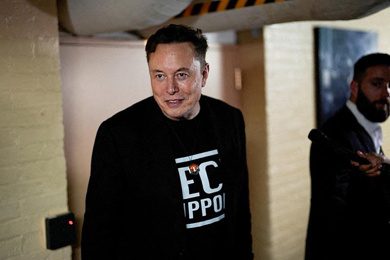 Elon Musk, Reuters