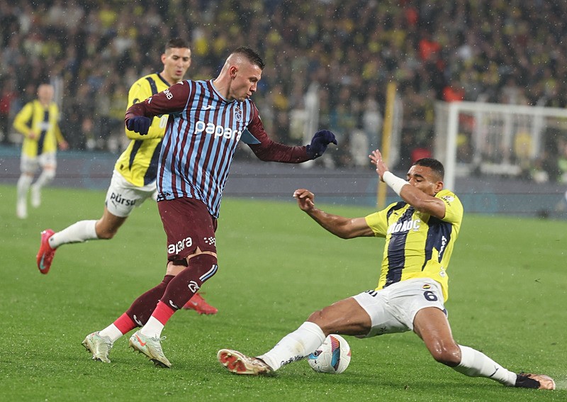 Kanarya bu sezon jet hızıyla attığı gollerle büyük fark yaratıyor. (AA)