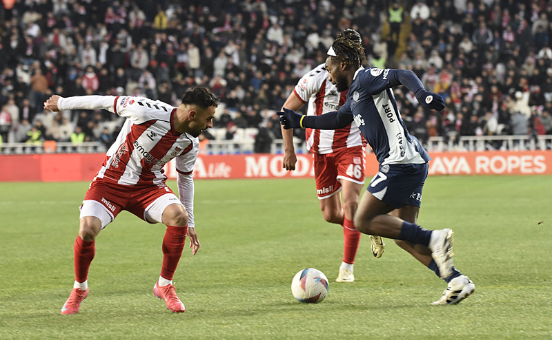 Allan Saint-Maximin (AA)