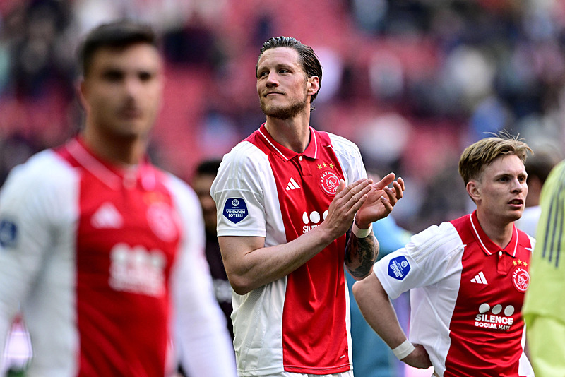Wout Weghorst (EPA)