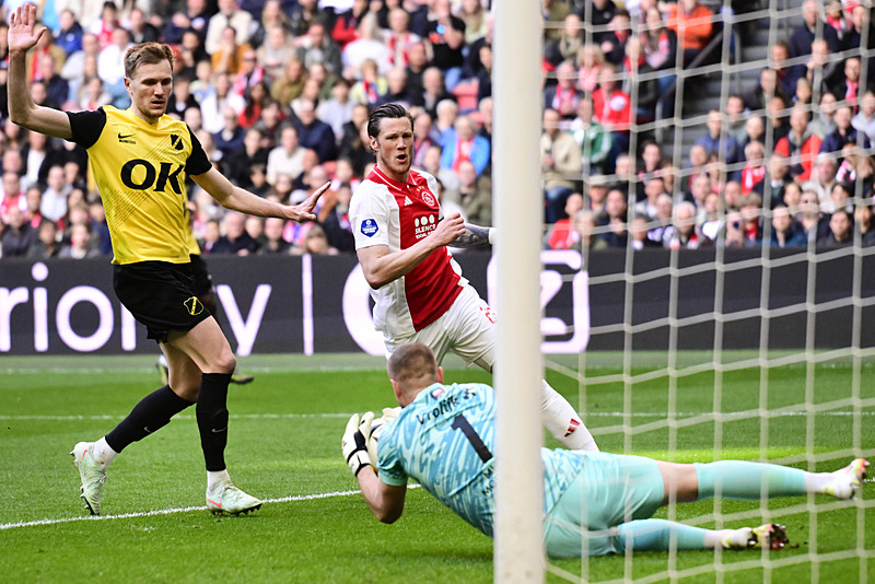 Wout Weghorst (EPA)