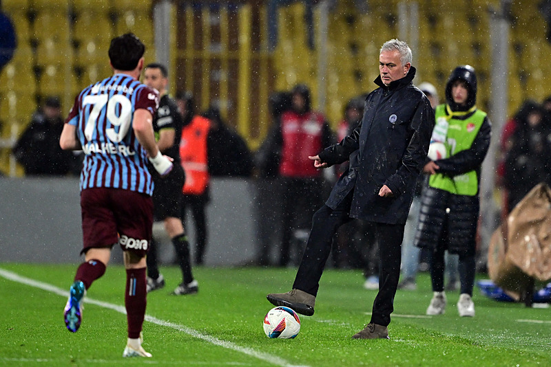 Jose Mourinho (AA)