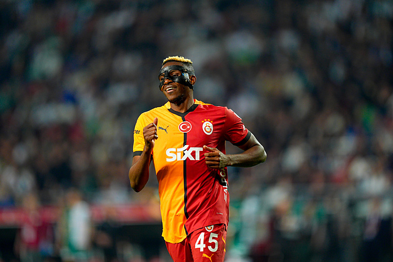 Victor Osimhen (AA)