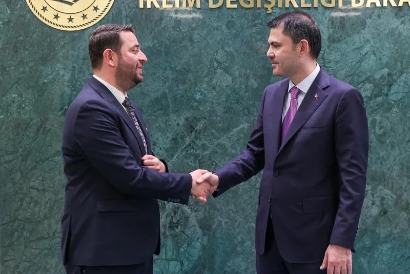 Samandağ’da yıkım tartışması sürerken TİP’li Samandağ Belediye Başkanı’nın, Murat Kurum’u Bakanlıkta ziyaret ettiği ortaya çıktı (Takvim.com.tr)