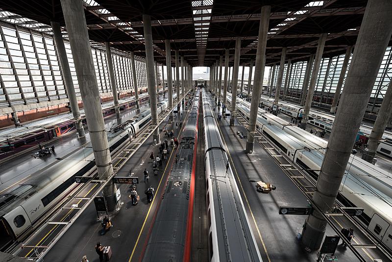 İspanya'da ve Portekiz'de elektrik kesintisi meydana geldi (AA)