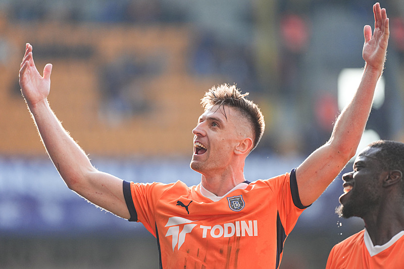 Krzysztof Piatek (AA)