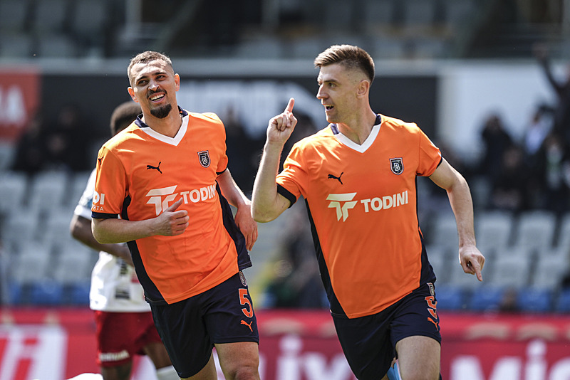 Krzysztof Piatek (AA)