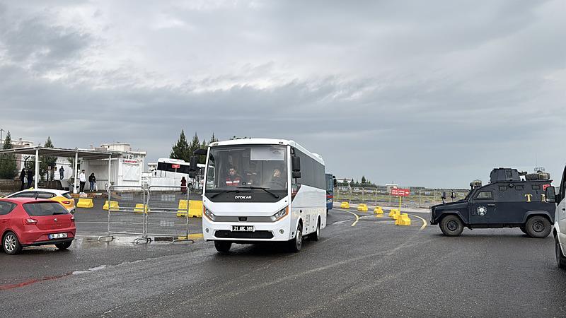 6'sı tutuklu 12 sanık ve suça sürüklenen 3 çocuğun yargılandığı davanın üçüncü duruşması bugün görülecek. (DHA)