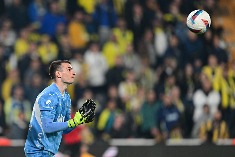 Dominik Livakovic (AA)