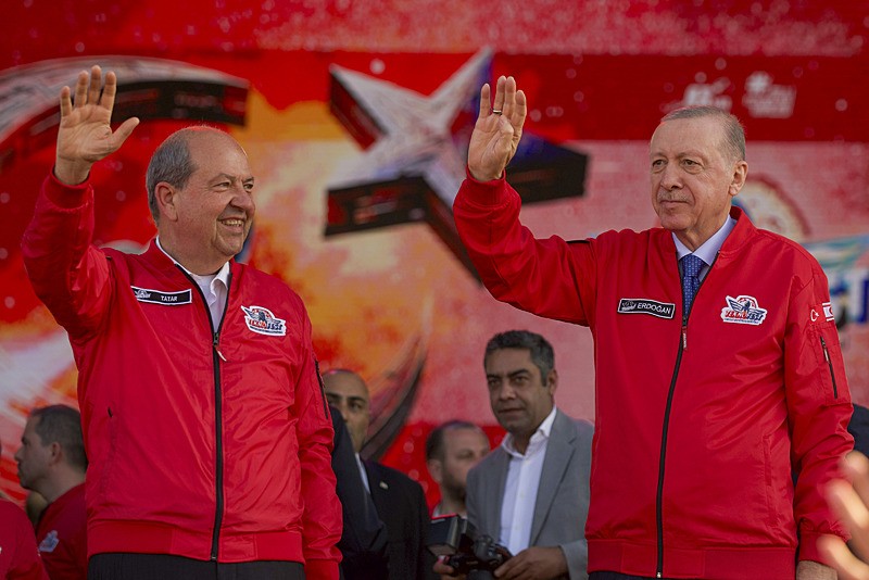 KKTC Cumhurbaşkanı Tatar, TEKNOFEST KKTC Ödül Töreninde konuştu. (AA)