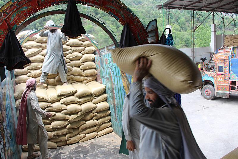 Hindistan’dan Pakistan’a ihracata yasak, AA