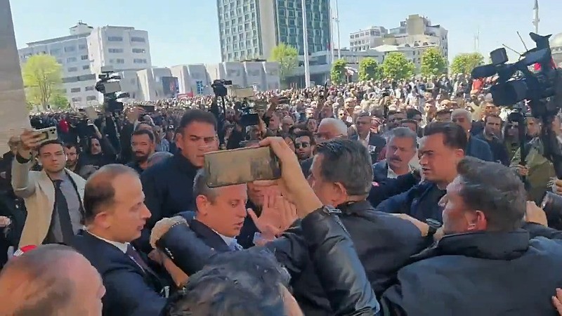 terorsuz-turkiye-surecine-cia-mossad-mudahalesi-sirri-sureyya-onder-uzerinden-mesaj-ozgur-ozele-saldirinin-ark-1746355663110.jpeg