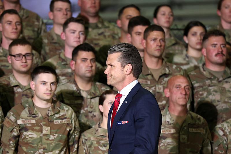 ABD Savunma Bakanı Pete Hegseth, Reuters