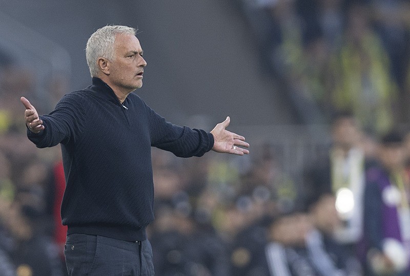 Schockierende Vorwürfe bei Fenerbahçe: Die Spannungen zwischen der Führung und Mourinho nehmen zu. (EPA)