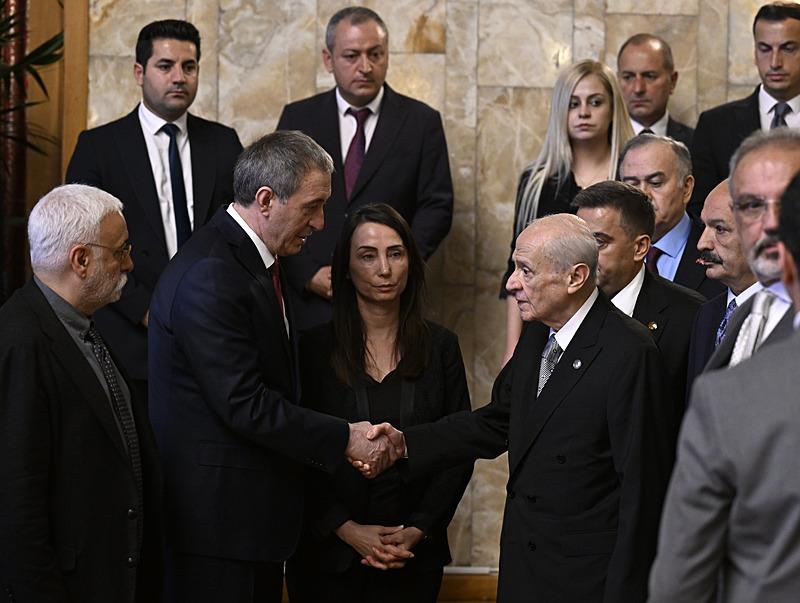 MHP Genel Başkanı Bahçeli'den Sırrı Süreyya Önder için DEM Parti'ye Meclis'te taziye ziyareti (AA)