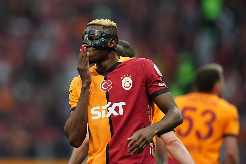 Victor Osimhen (AA)