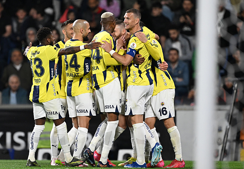 Fenerbahçe'nin gol sevinci (AA)