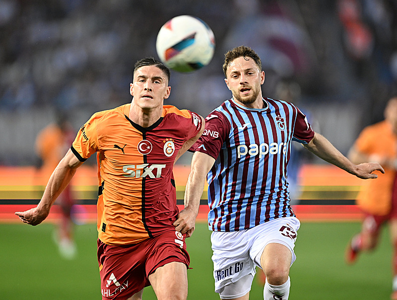 Roland Sallai ve Mustafa Eskihellaç (AA)