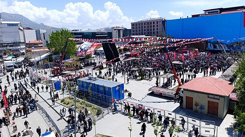 Van'da CHP mitingine katılım düşük kaldı (Fotoğraf: İHA)