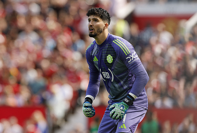 Altay Bayındır (REUTERS)