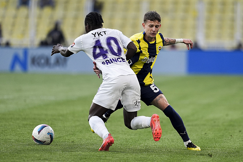 Sebastian Szymanski (AA)