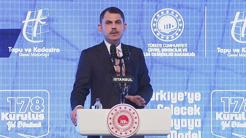 Çevre, Şehircilik ve İklim Değişikliği Bakanı Murat Kurum, Tapu ve Kadastro Genel Müdürlüğü'nün 178'inci kuruluş yıl dönümü dolayısıyla düzenlenen lansman programına katıldı (Fotoğraf: DHA)