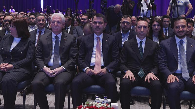 Çevre, Şehircilik ve İklim Değişikliği Bakanı Murat Kurum, Tapu ve Kadastro Genel Müdürlüğü'nün 178'inci kuruluş yıl dönümü dolayısıyla düzenlenen lansman programına katıldı (Fotoğraf: DHA)