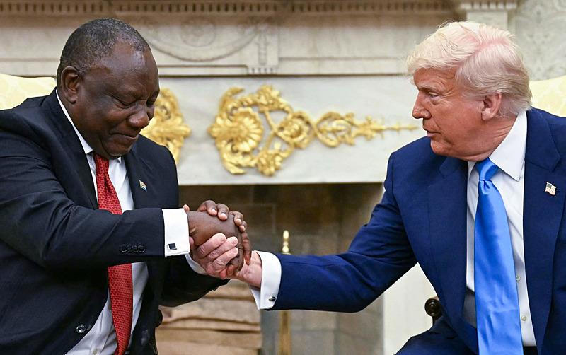 Ramaphosa ve Trump, AFP