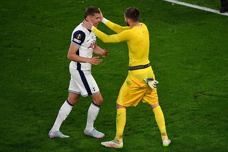 UEFA Avrupa Ligi'nde kupa Tottenham'ın. (AFP)
