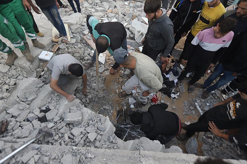 İsrail'den Gazze'ye saldırı, AA