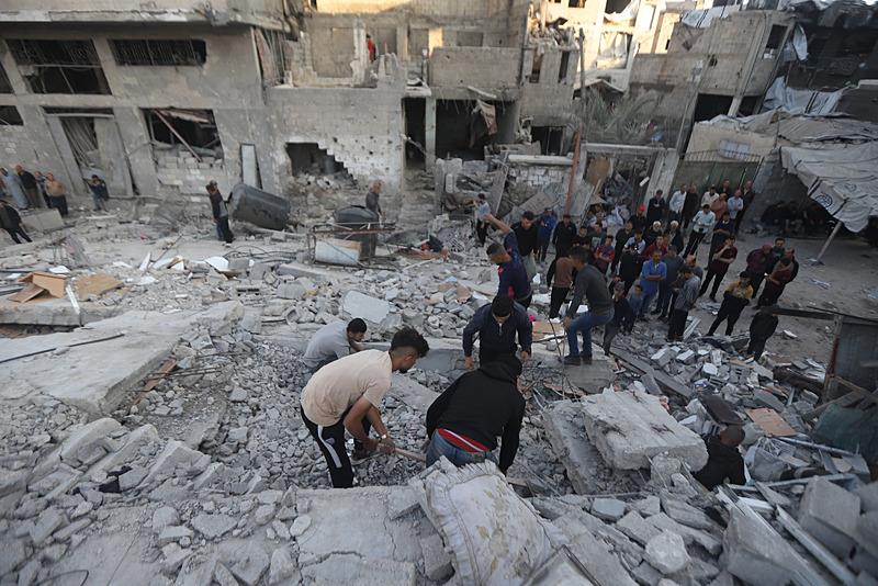 İsrail'den Gazze'ye saldırı, AA