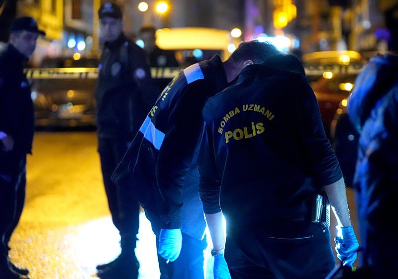 Kağıthane'de iş yerine patlayıcı madde atılması sonucu 7 kişi yaralandı. (AA)