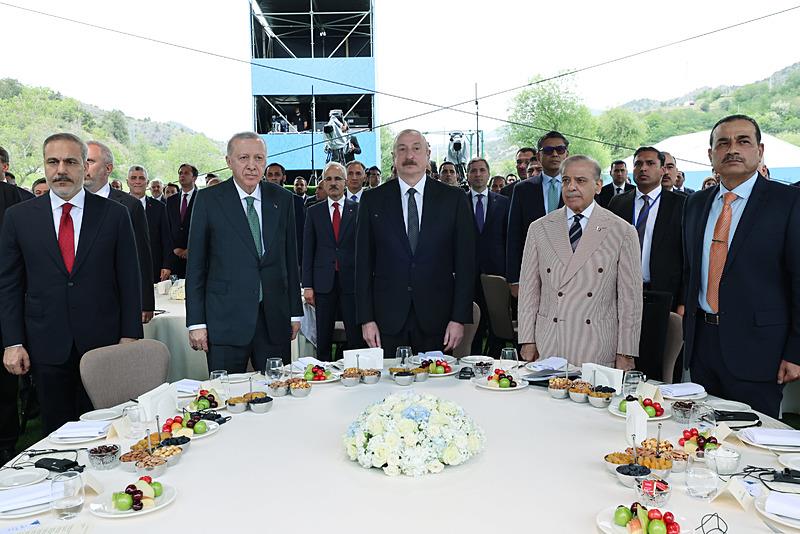 Başkan Recep Tayyip Erdoğan, Azerbaycan'ın Laçın kentinde düzenlenen, ''Azerbaycan Bağımsızlık Günü'' etkinliklerine katıldı (AA)