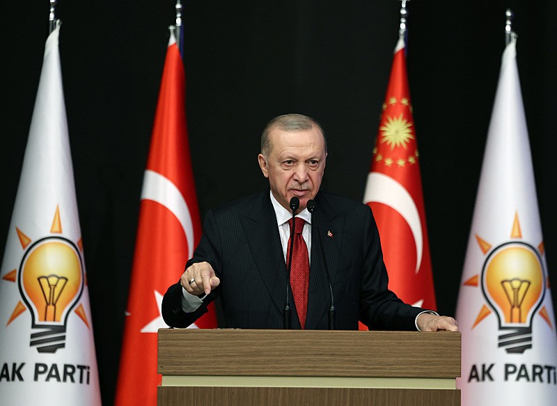 Başkan Recep Tayyip Erdoğan, Azerbaycan dönüşü 'Terörsüz Türkiye' sürecine ilişkin konuştu (Takvim.com.tr)