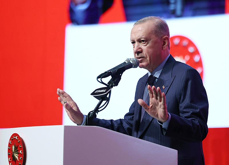 Başkan Erdoğan gençlere seslendi (AA)