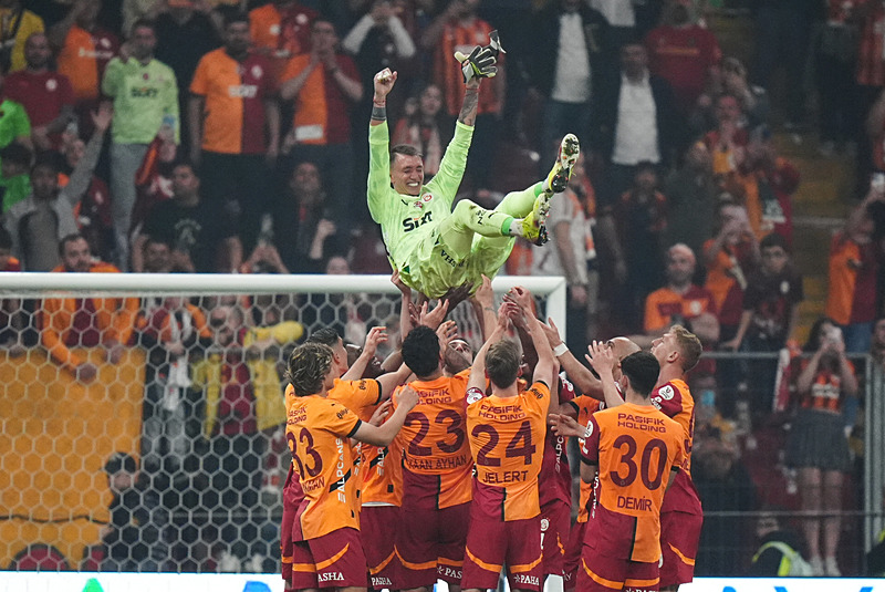 Fernando Muslera (AA)