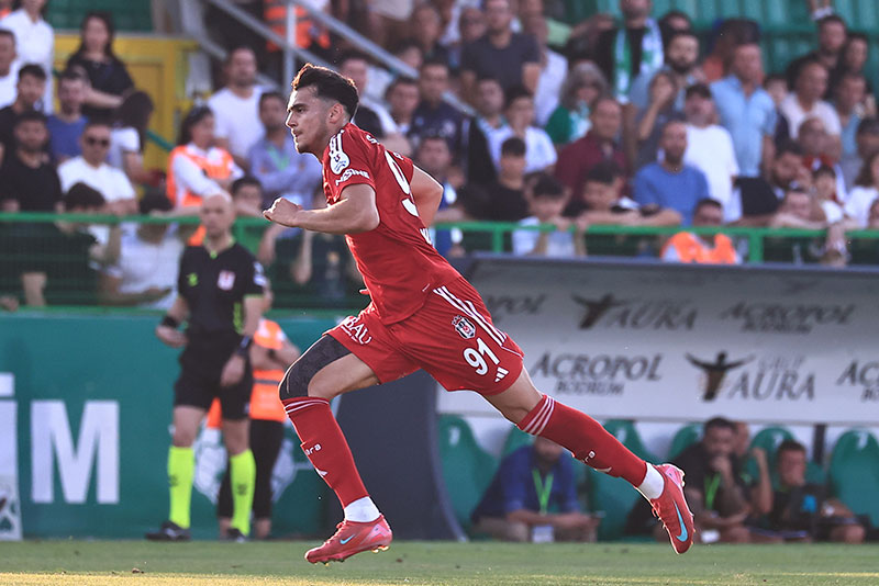 Mustafa Erhan Hekimoğlu (Beşiktaş Jimnastik Kulübü)