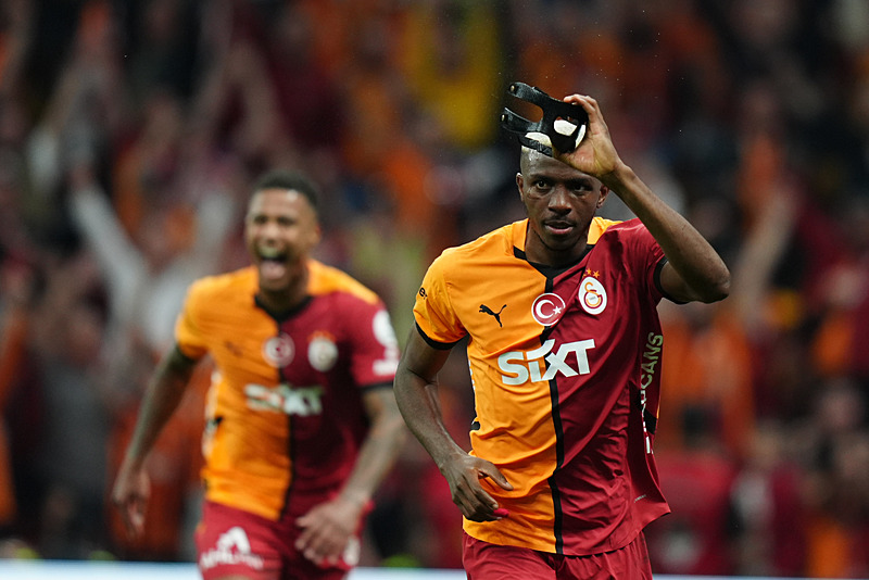 Victor Osimhen (AA)