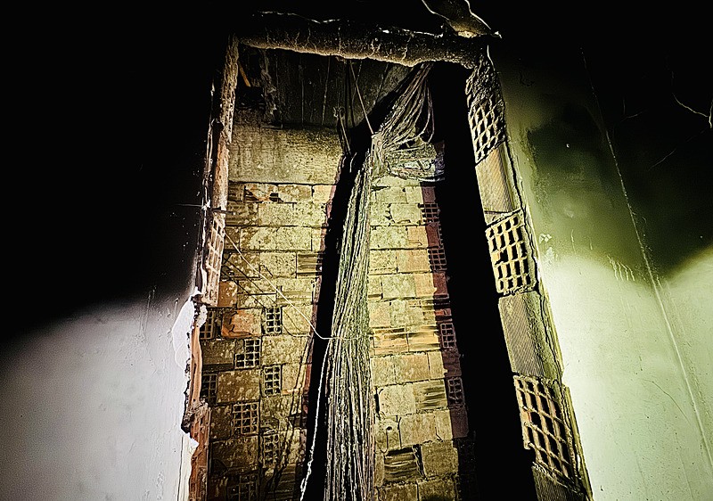 Diyarbakır'da 4 kişinin öldüğü yangında bina sakinleri yaşadıklarını anlattı. (AA)