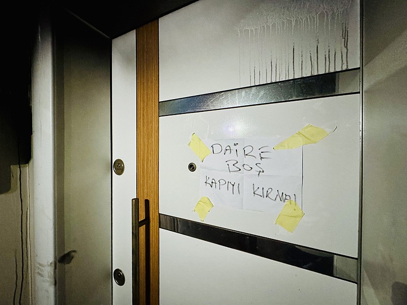 Diyarbakır'da 4 kişinin öldüğü yangında bina sakinleri yaşadıklarını anlattı. (AA)