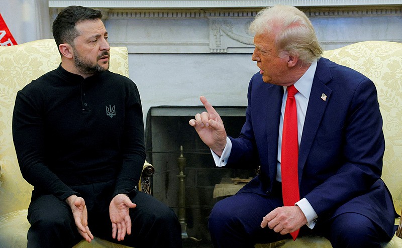 Ukrayna Devlet Başkanı Volodimir Zelenskiy ve ABD Başkanı Donald Trump.