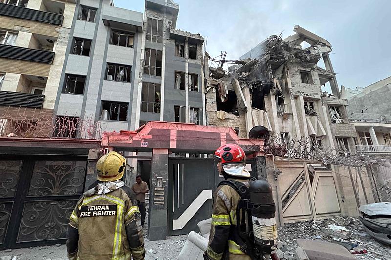 İsrail'den İran'a saldırı, EPA